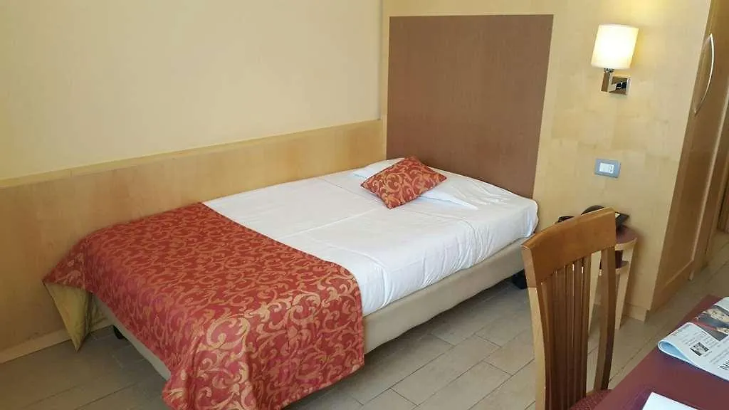 Mokinba Hotels Cristallo Mediolan