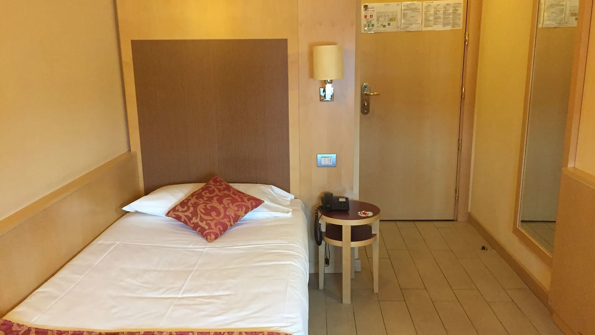 Mokinba Hotels Cristallo Mediolan