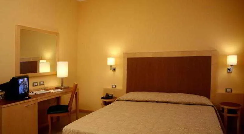 Scarlatti Hotel Milano 4*,  Italien